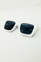 90's Squared Sunglasses in White