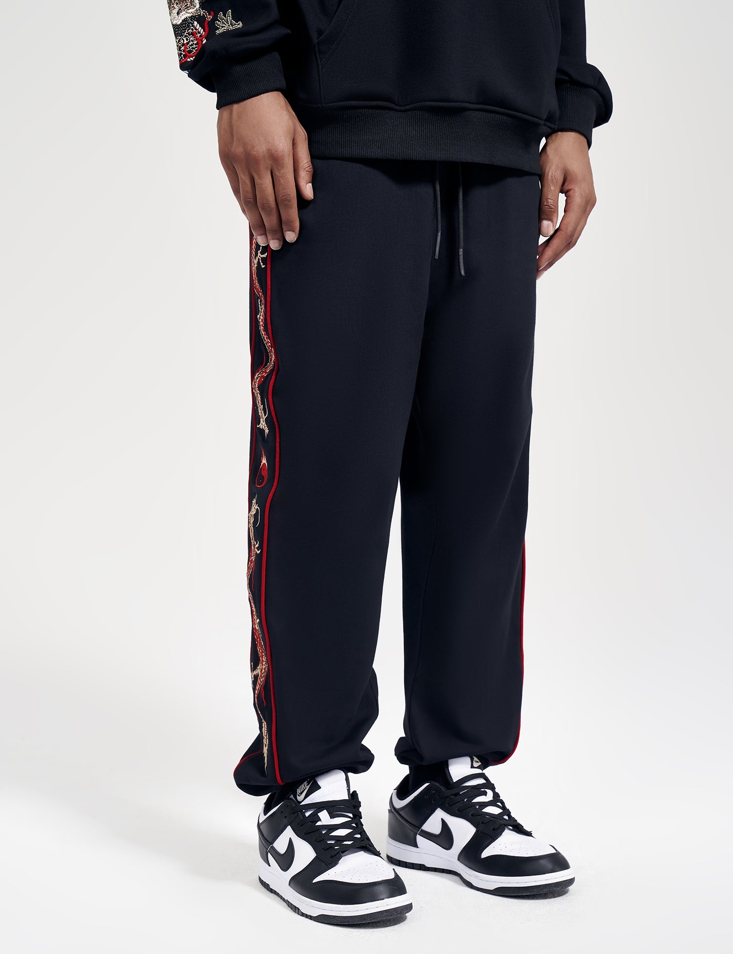 Dragon Embroidery Joggers | KH7061