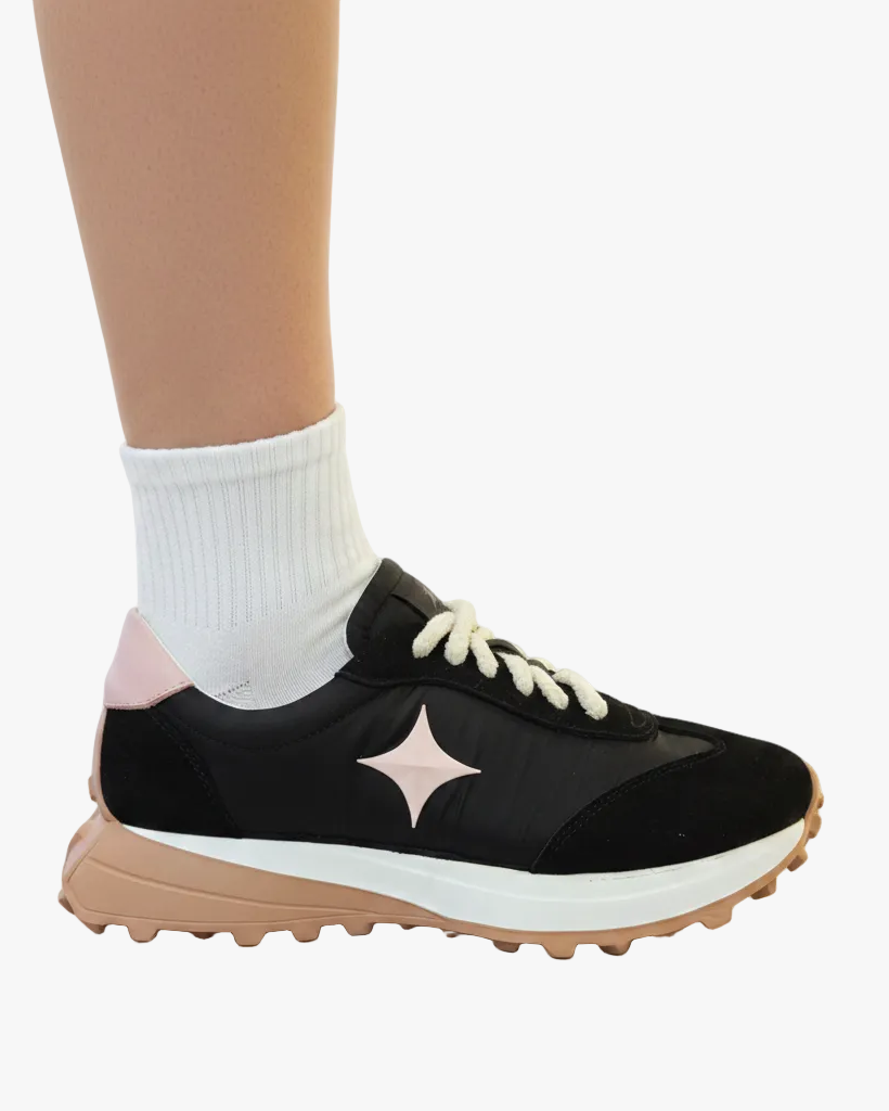 Black Star Jogger Sneaker