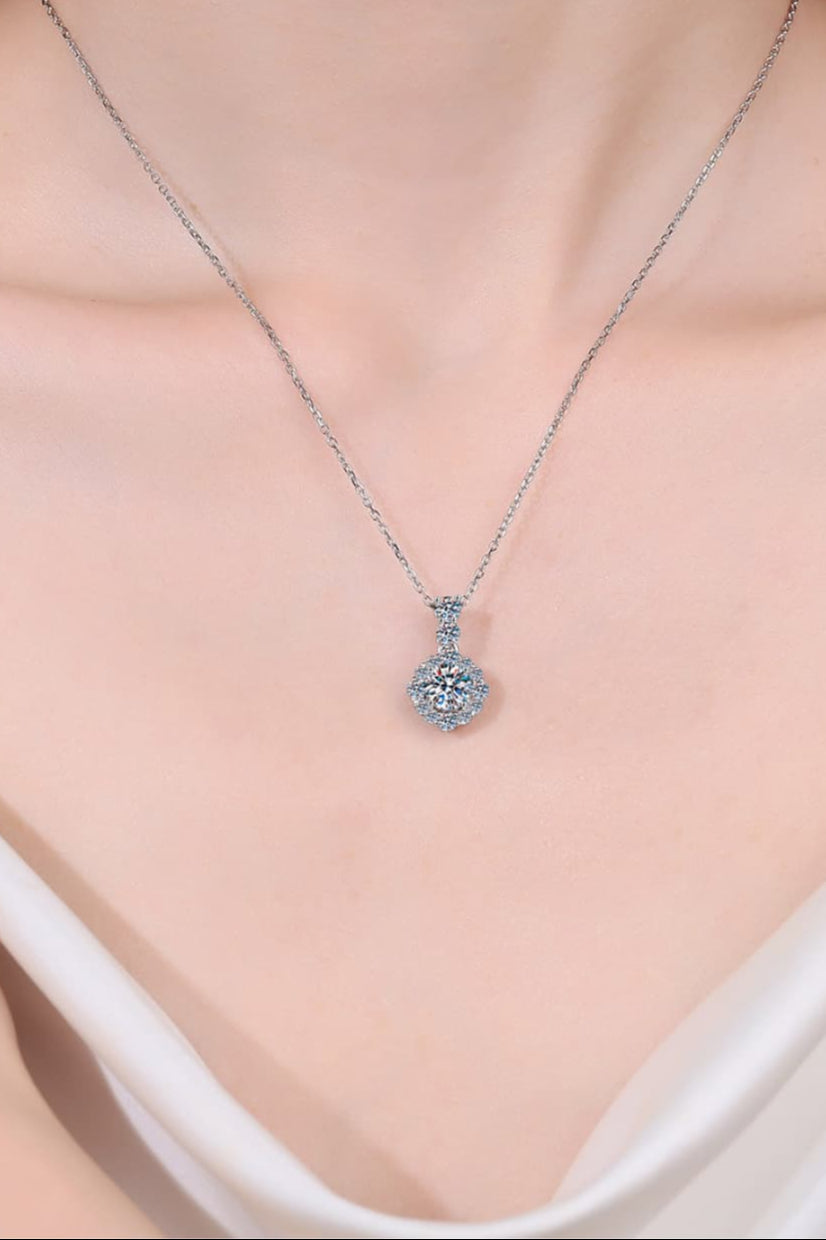 Round 1 Ct Moissanite Silver Pendant Necklace