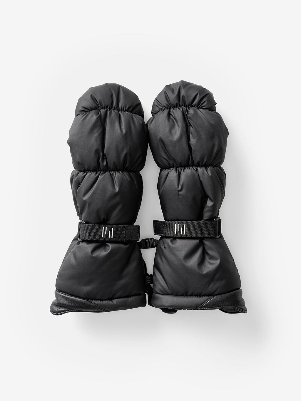 Puffy Mitten | Black