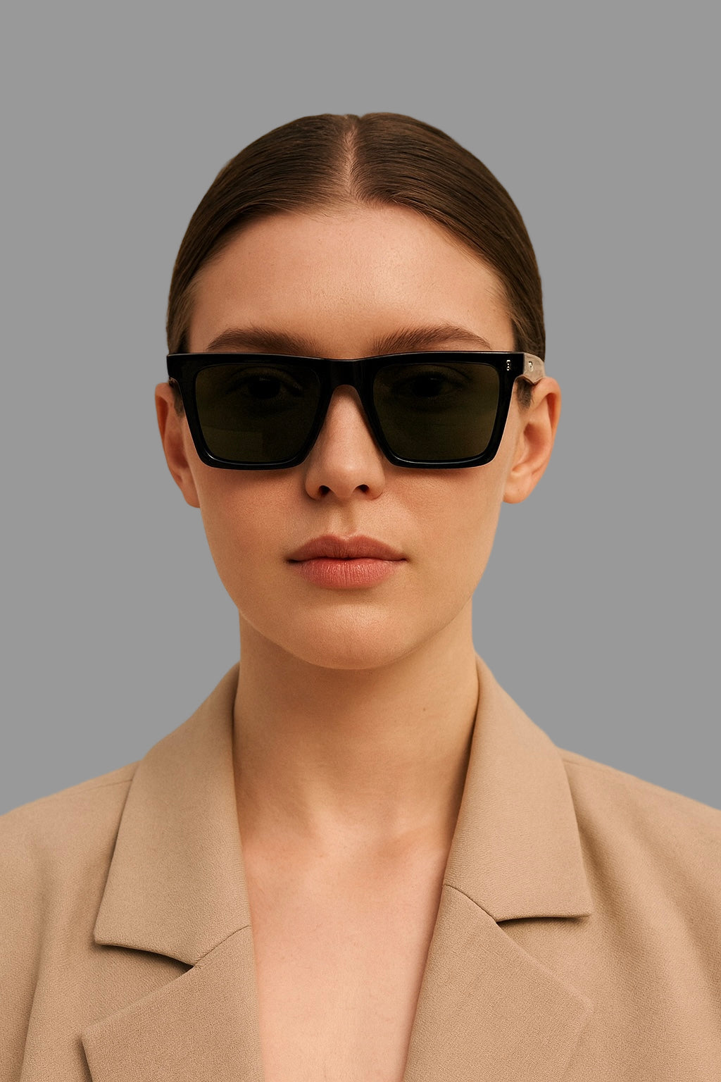 WO|MN Sleek and Square Polarized Sunglasses | Green/Black