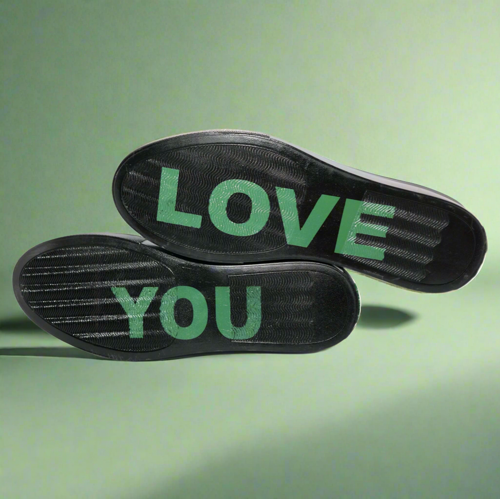 Michaela V Lucra Sneakers | Black