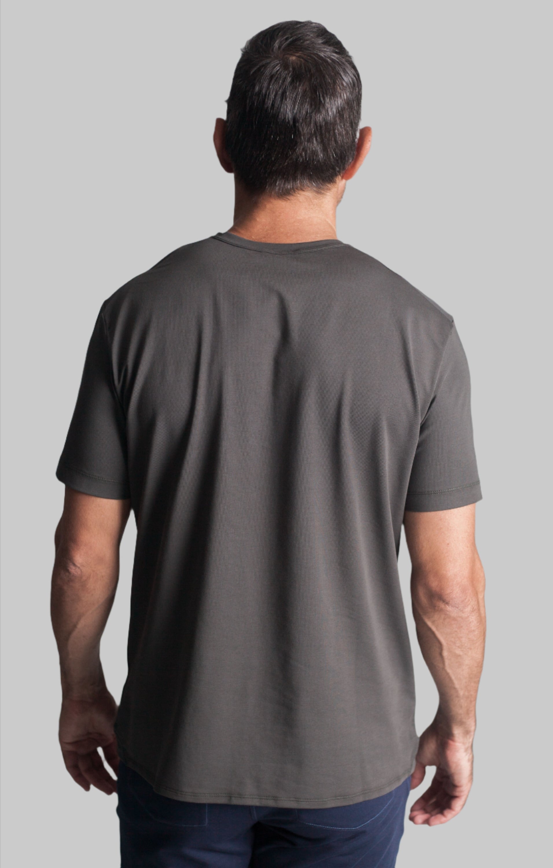 Buki Cinqo Tech Tee | Raven