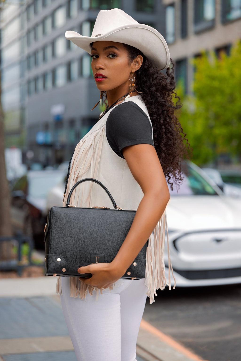 The Grandmere Trunk Bag