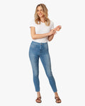 Light Wash Blue Ankle Length Jeans Basic Signature Style