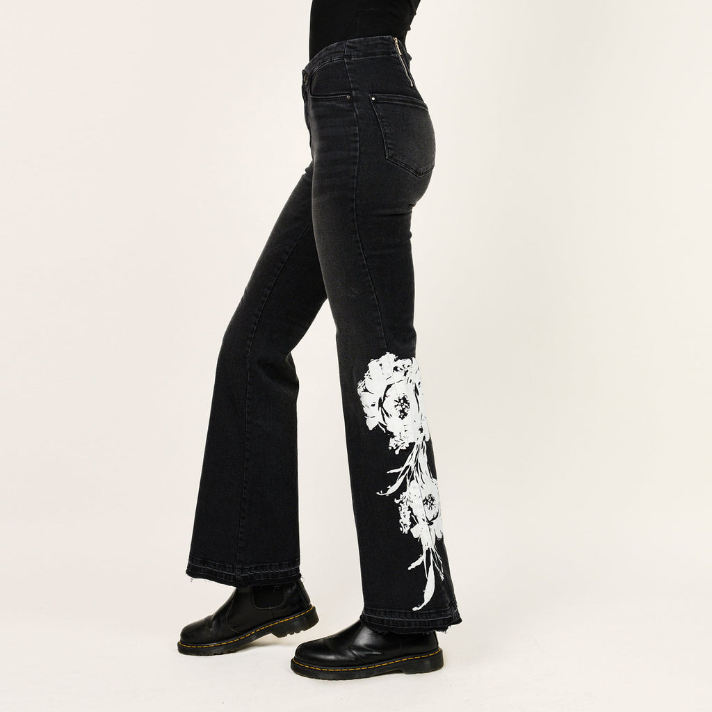 Placement Screen Print Leg Boot Cut Jean