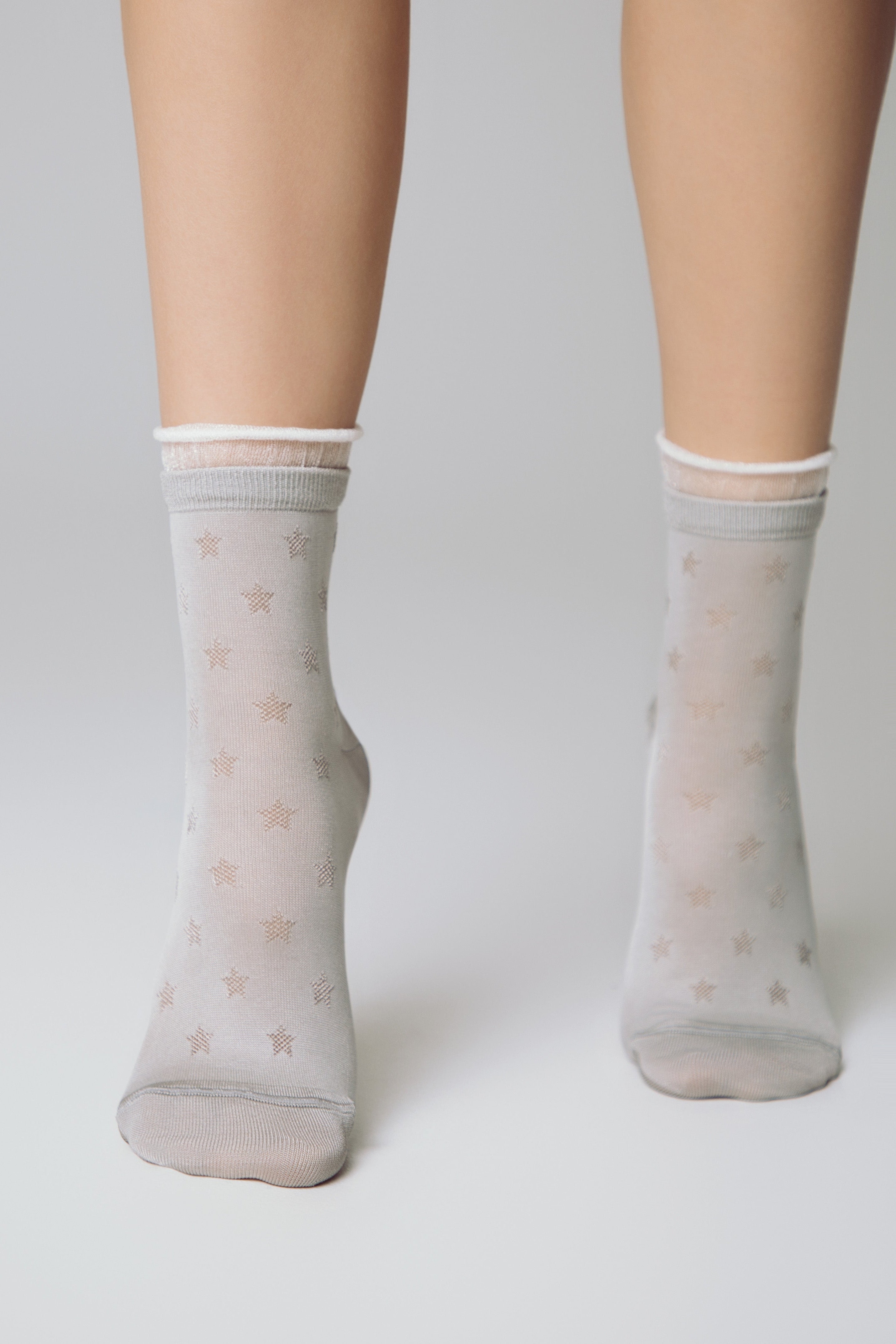 Conte Socks Classic 491 | Glossy Pattern and Decorative Transparent Mesh