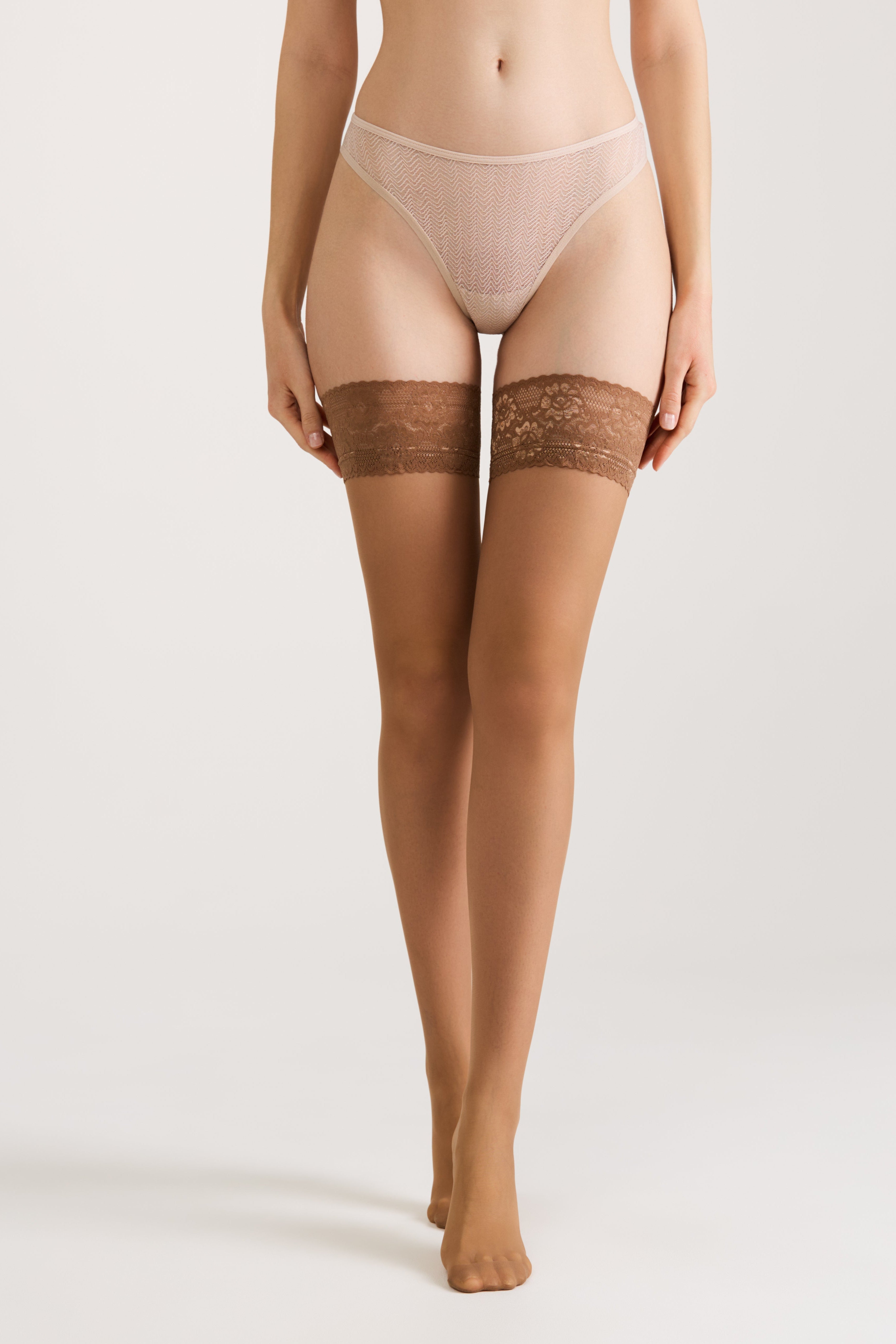 Stockings Conte Class with Silicone Lace Top 12 Den