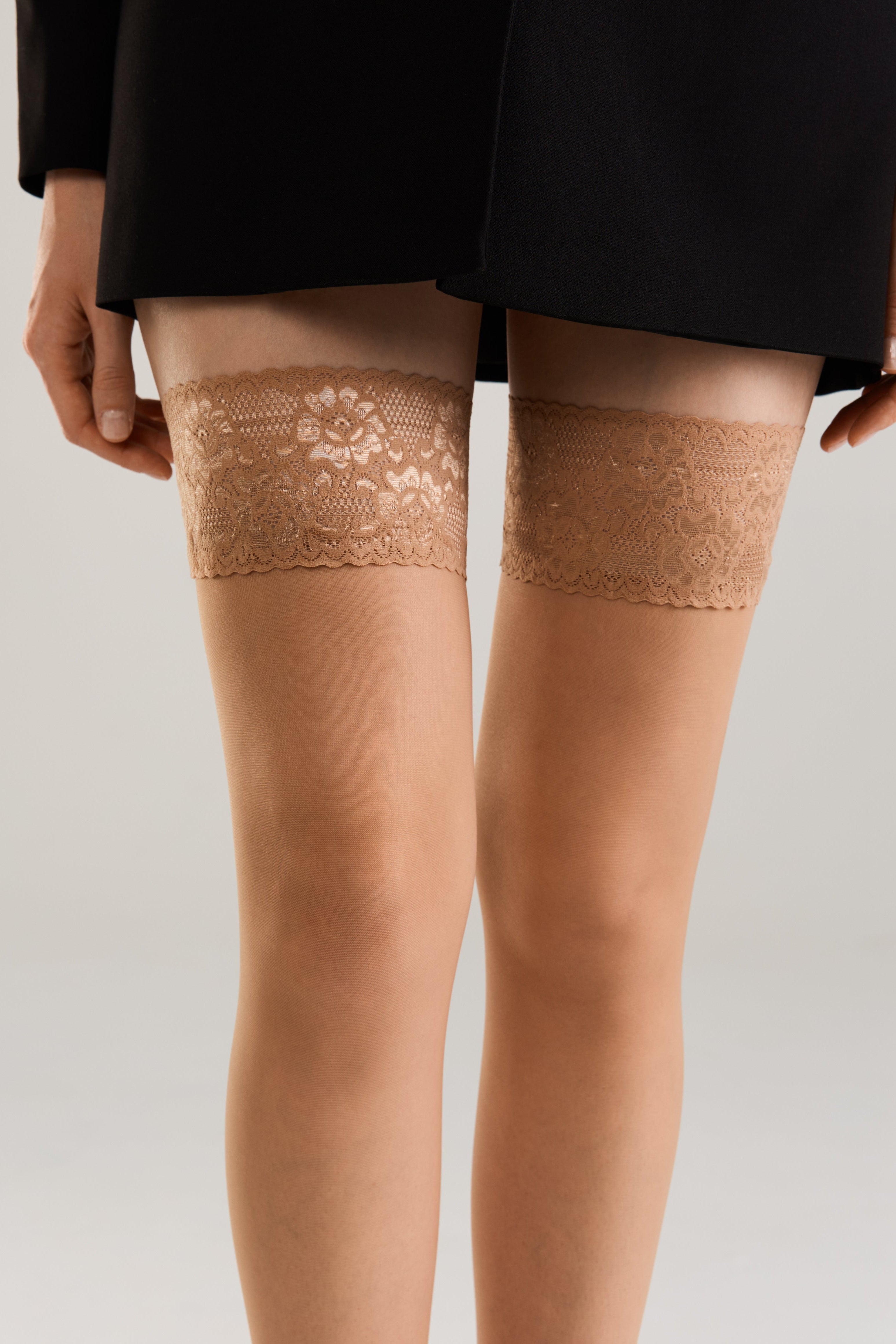 Stockings Conte Class 40 Den | Silicone Lace Top
