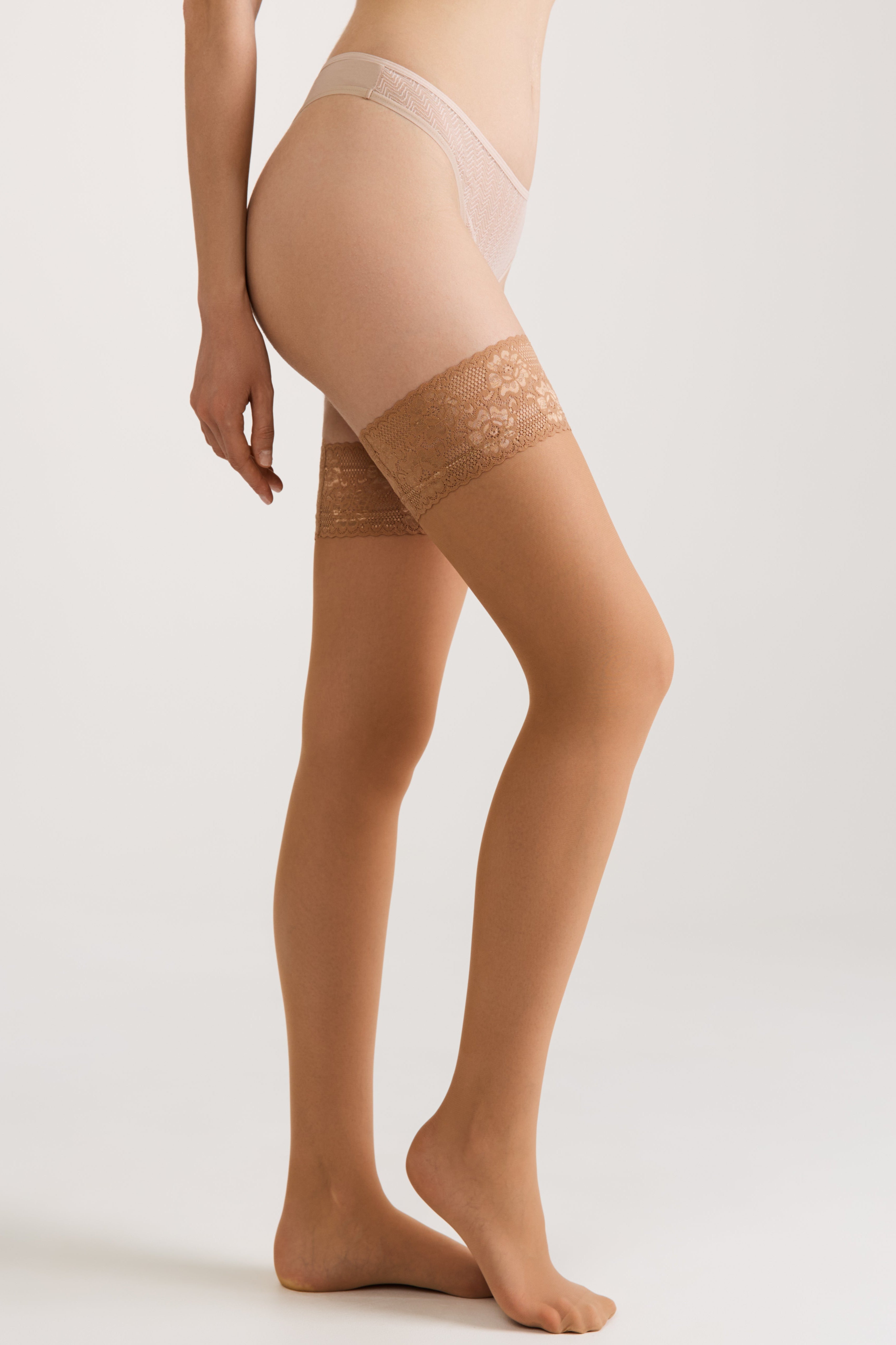 Stockings Conte Class 40 Den | Silicone Lace Top