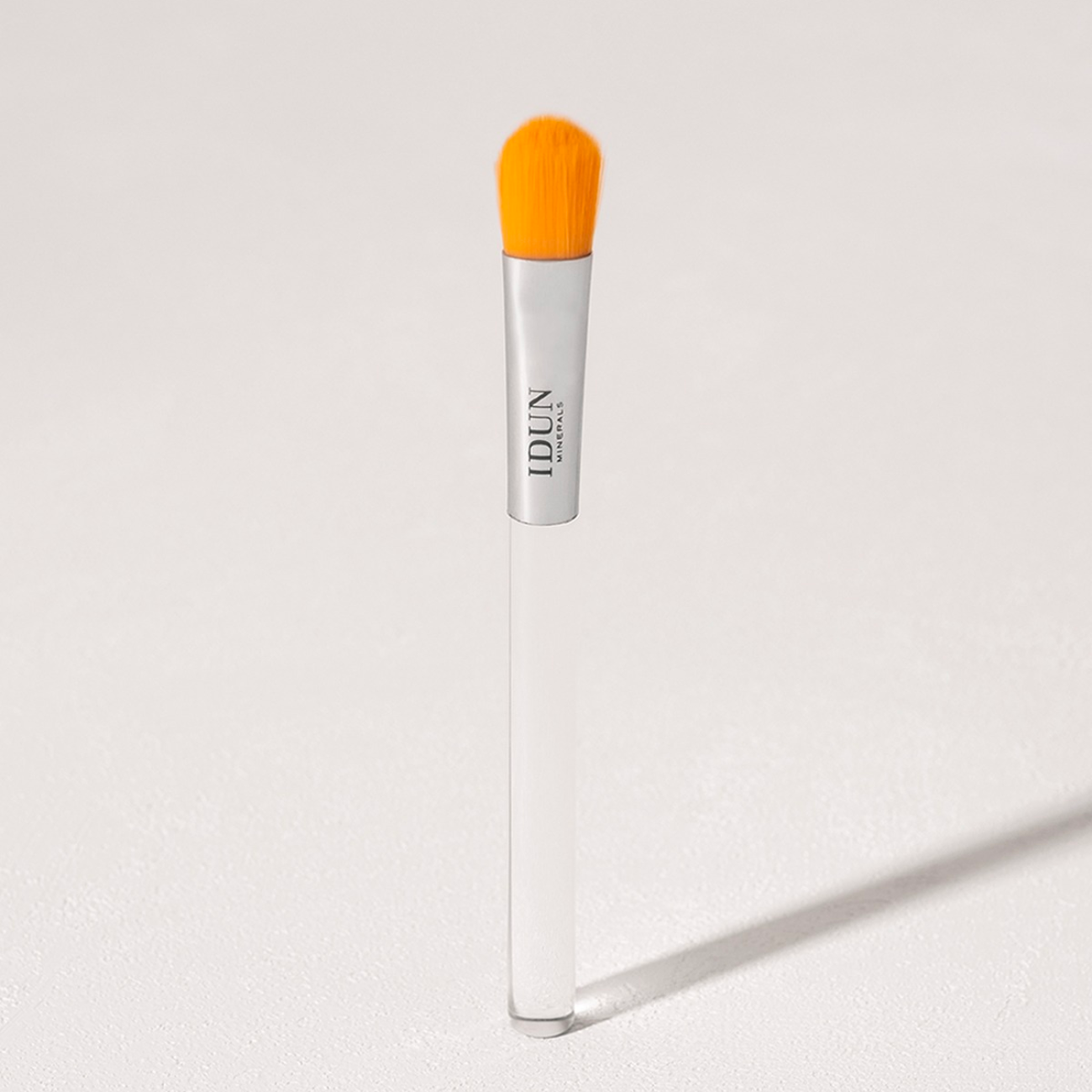 IDUN Minerals Concealer Brush