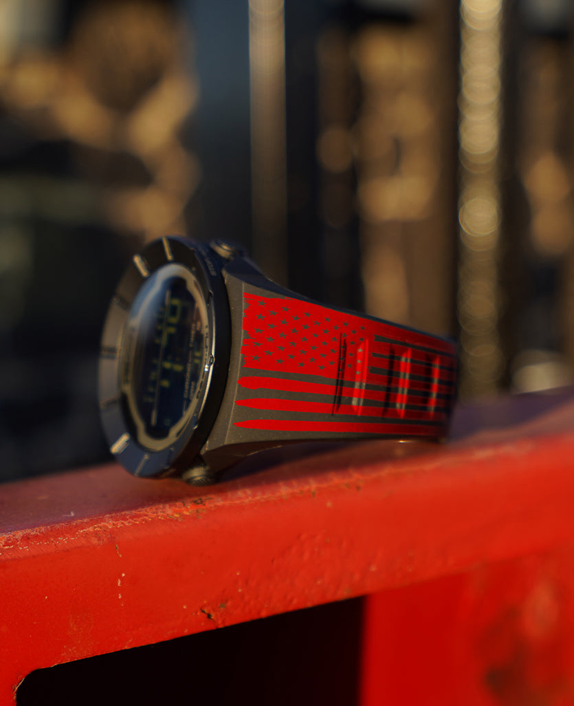 Coliseum Fit™ Assault Red Edition Watch | Phantom Black