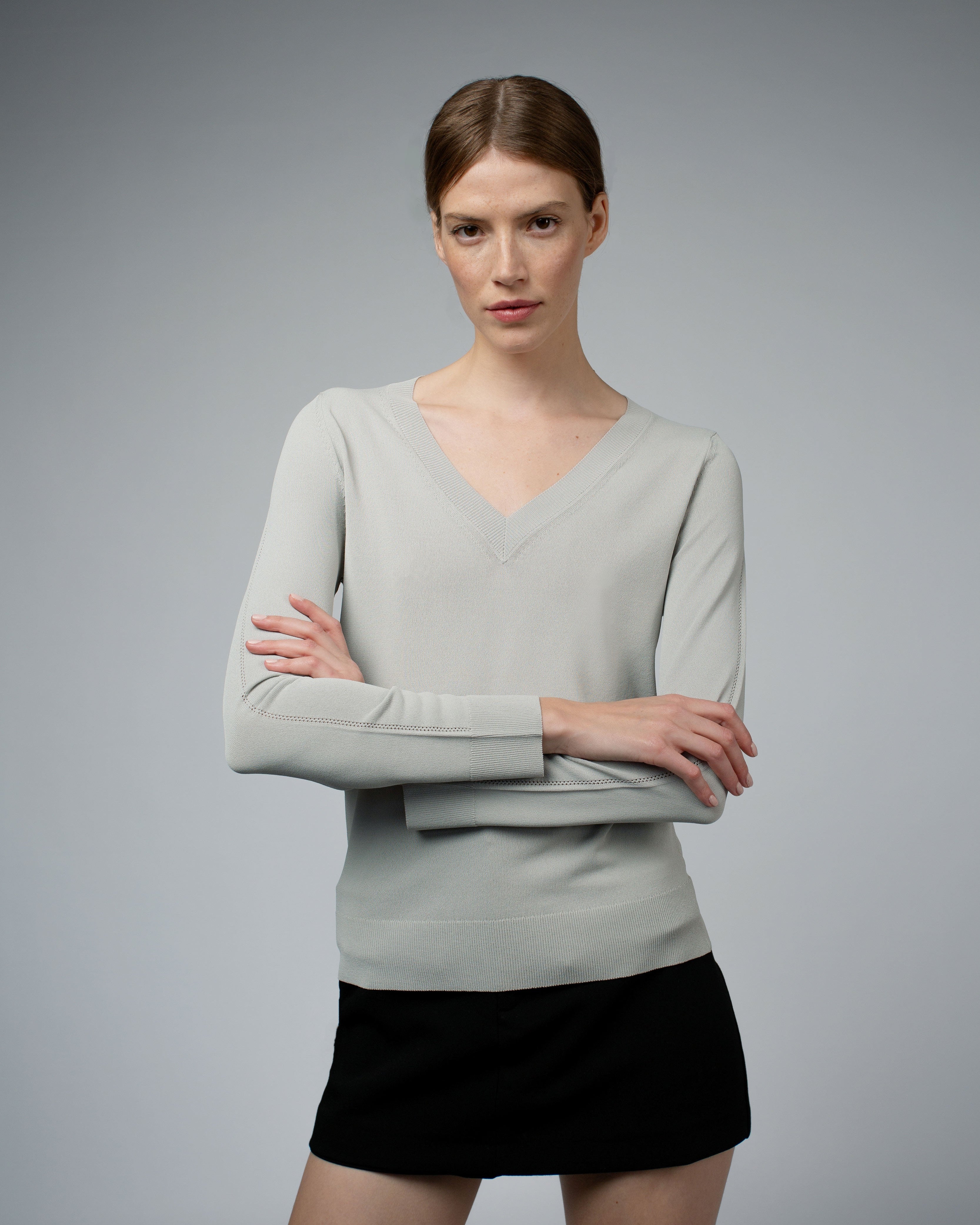 LIVIA Long Sleeve V-Neck Viscose Sweater | Smoke