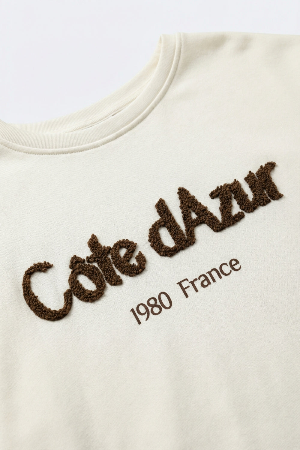 Côte D’Azur Embroidered Cream Sweatshirt