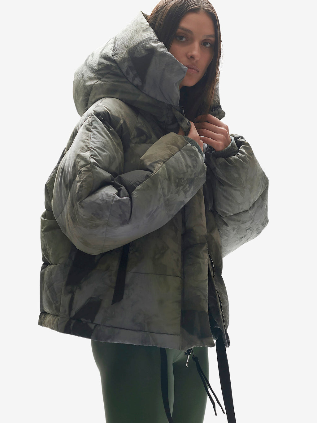 Holden Outerwear Short Down Puffer Jacket | Rekall Tie