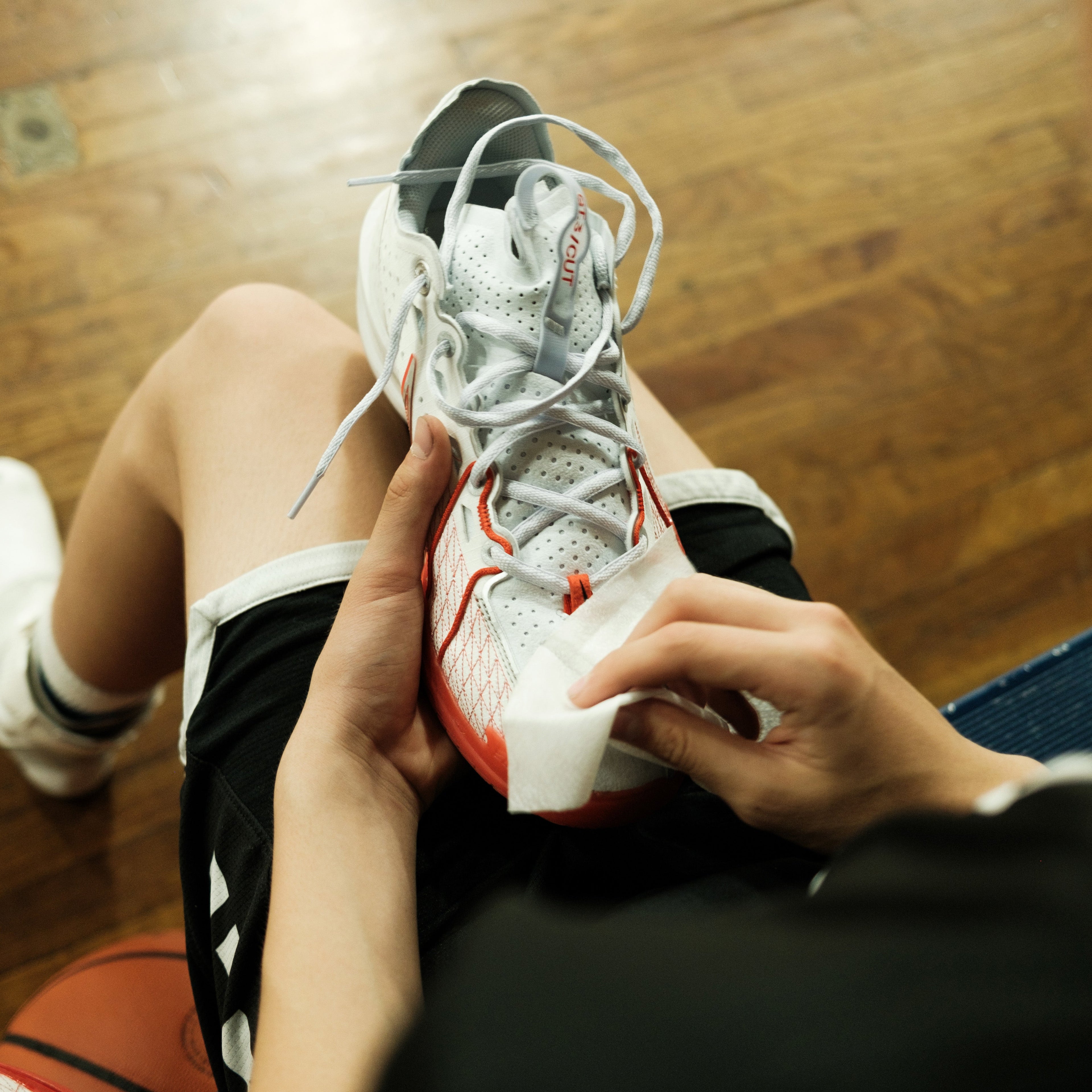 Quick Shoe Cleaning Wipes