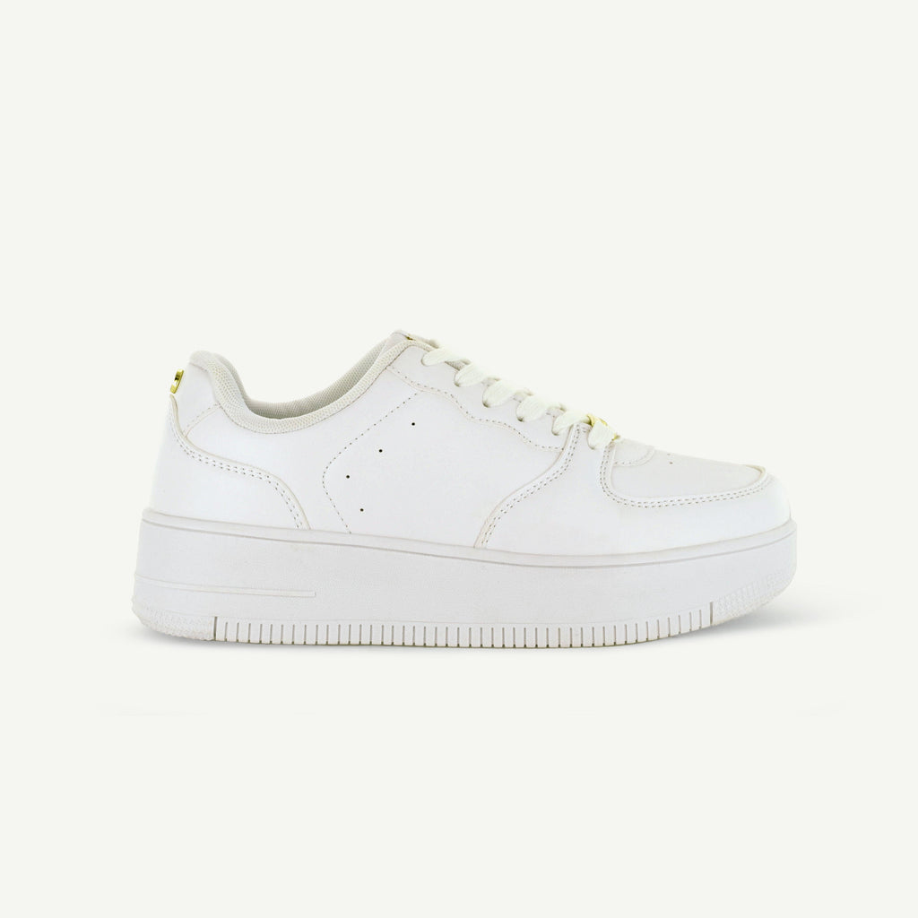 The METRO Platform Court Shoe | White