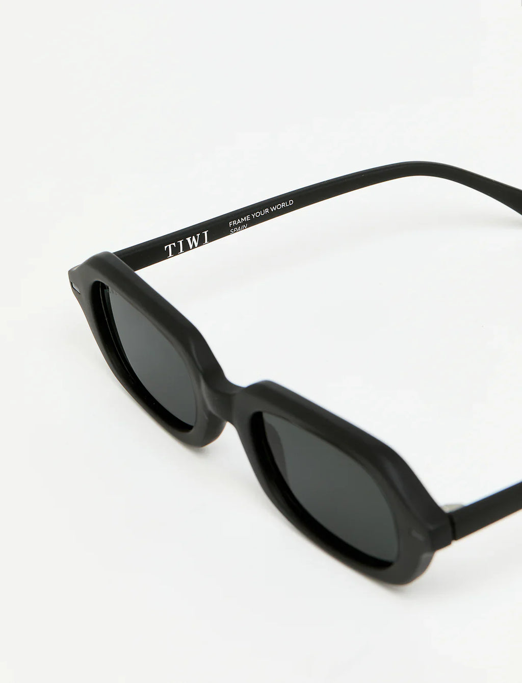 BENNETT Sunglasses