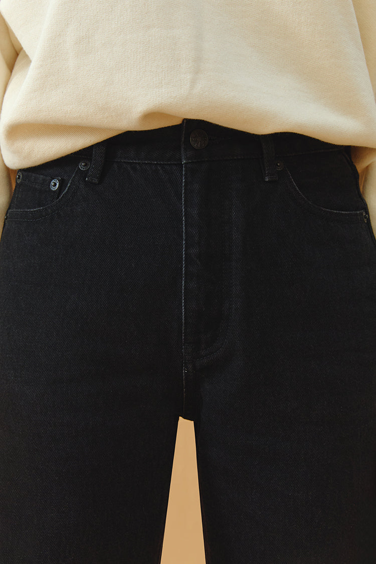 Chelsea High Rise Straight Crop Jeans | HJ005