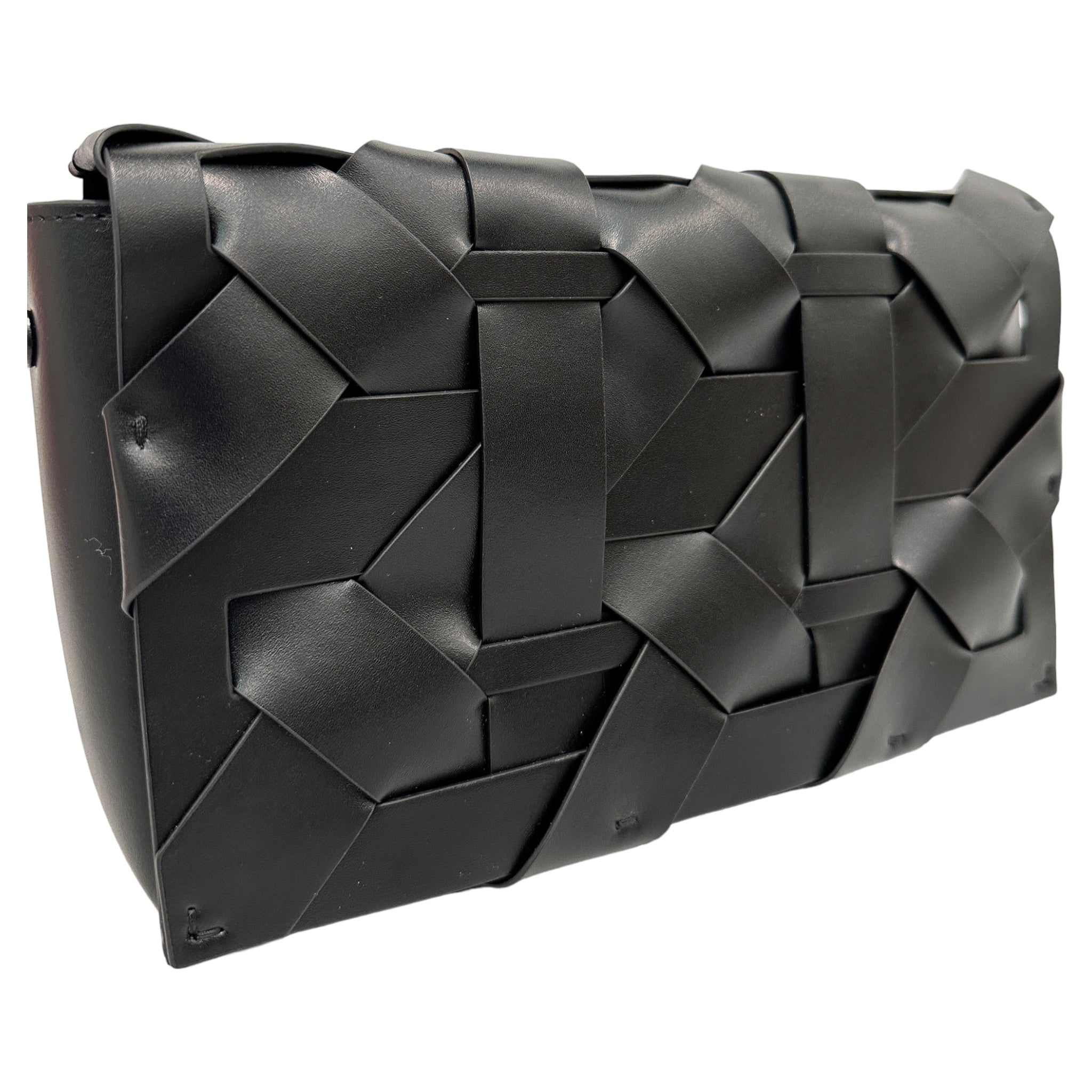 The Zenobia Woven Clutch