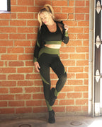 Trois Seamless Jacket, Leggings & Sports Top 3 Set | Black and Green