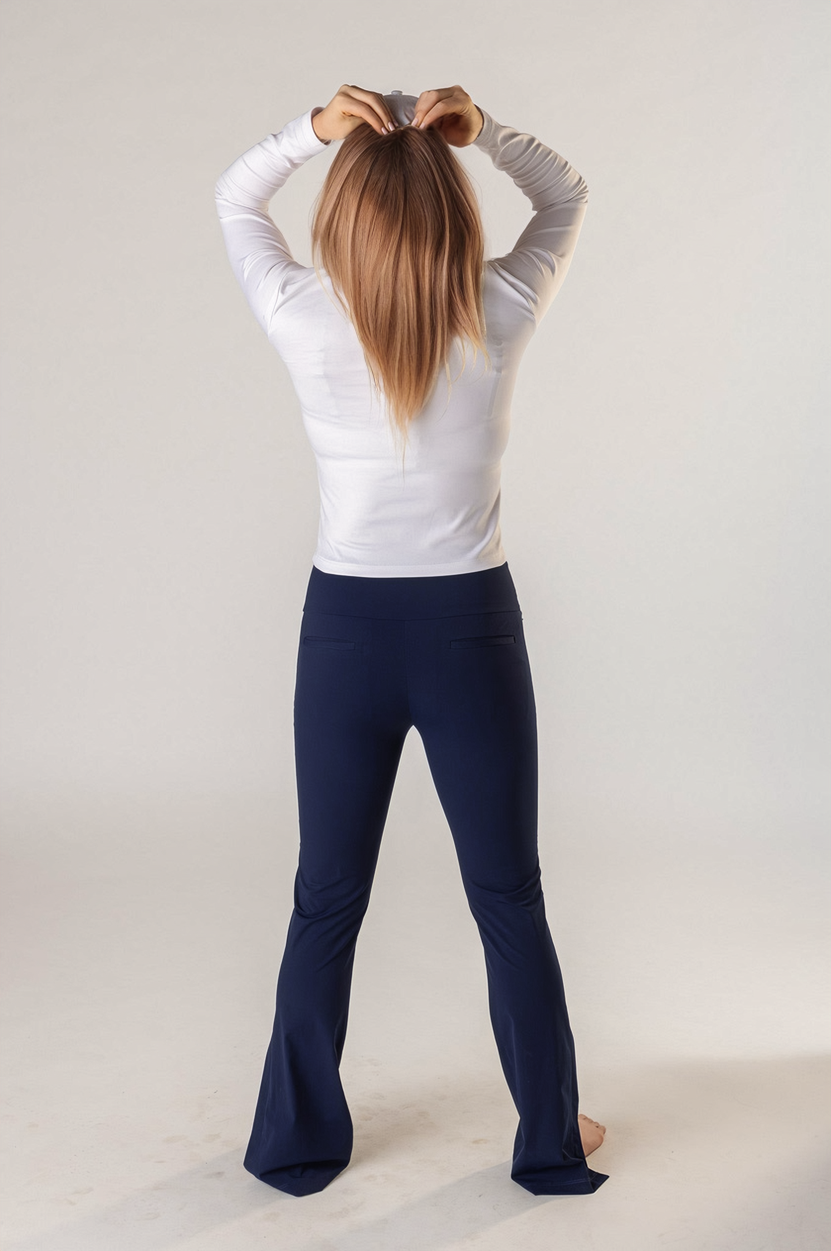 Foreplay Women’s Slim-Flare Golf Pants