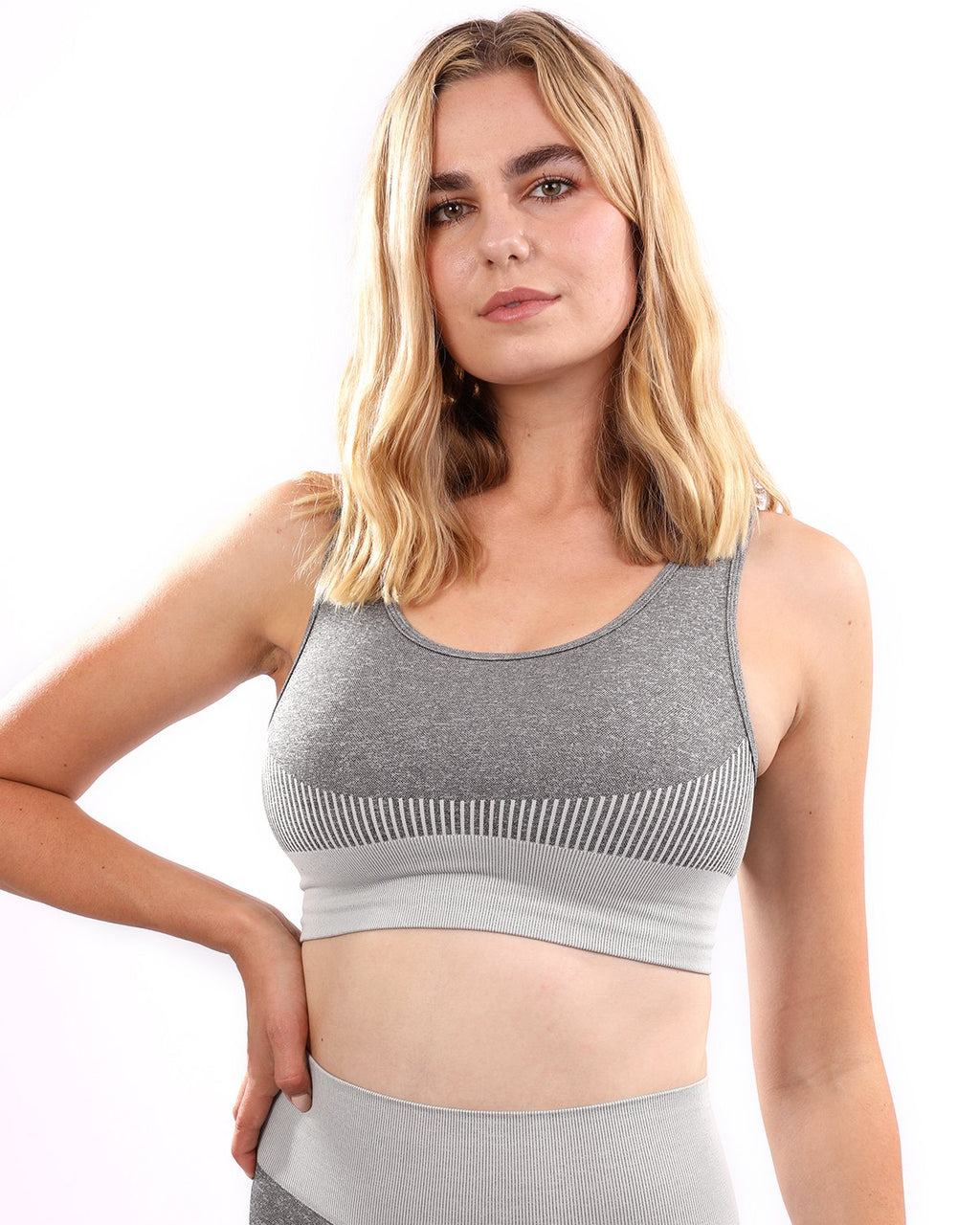 Isalda Seamless Sports Bra | Grey