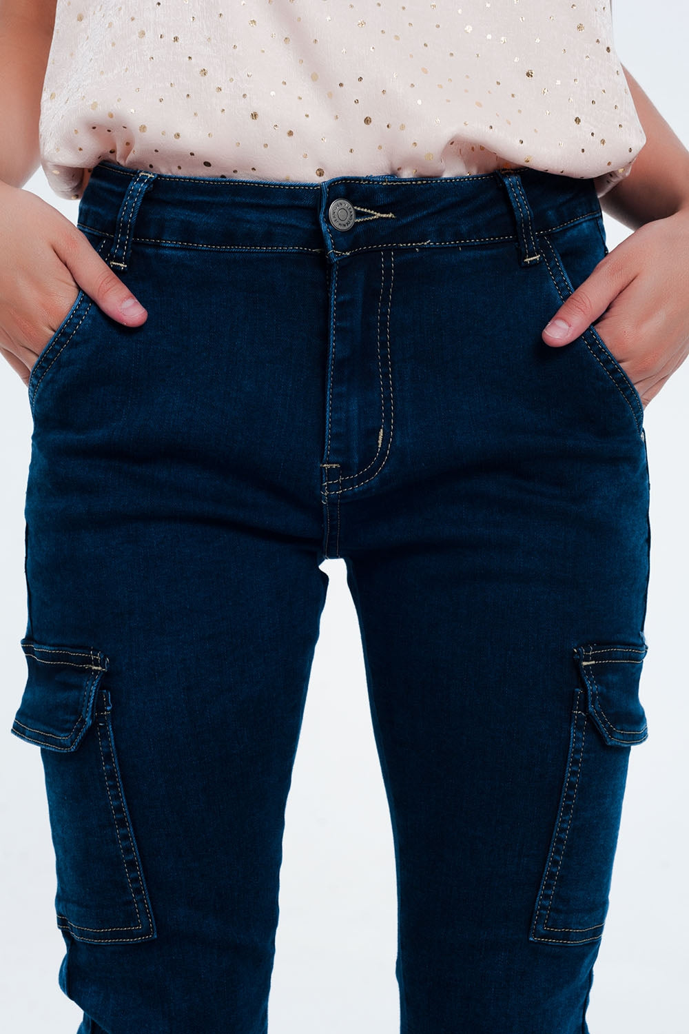 Jeans in Navy with Cargo Pockets
