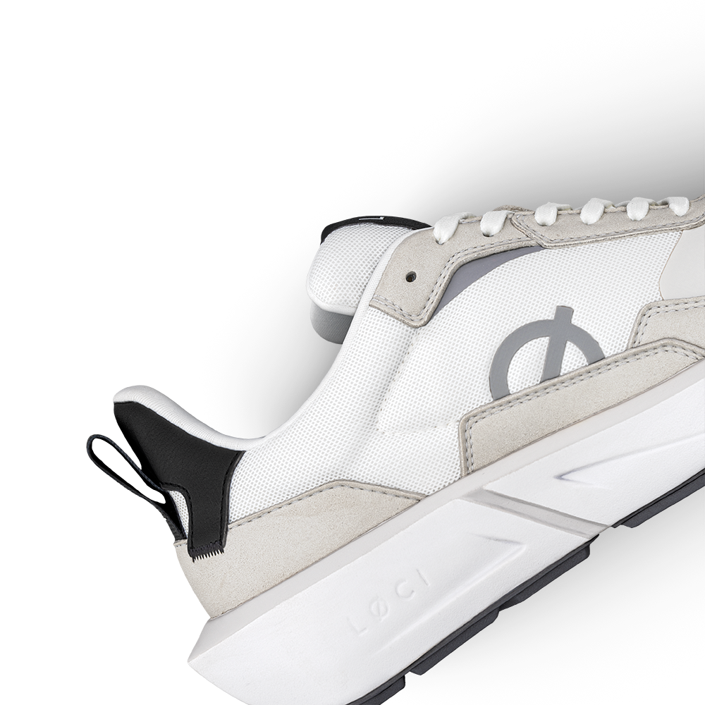 FLØ Sneaker | White & Black