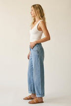 Light Wash Straight Leg Stretch Jeans with Rolled Hem