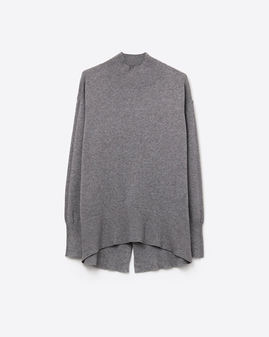 Loose Gray Sweater With Open Back Detail