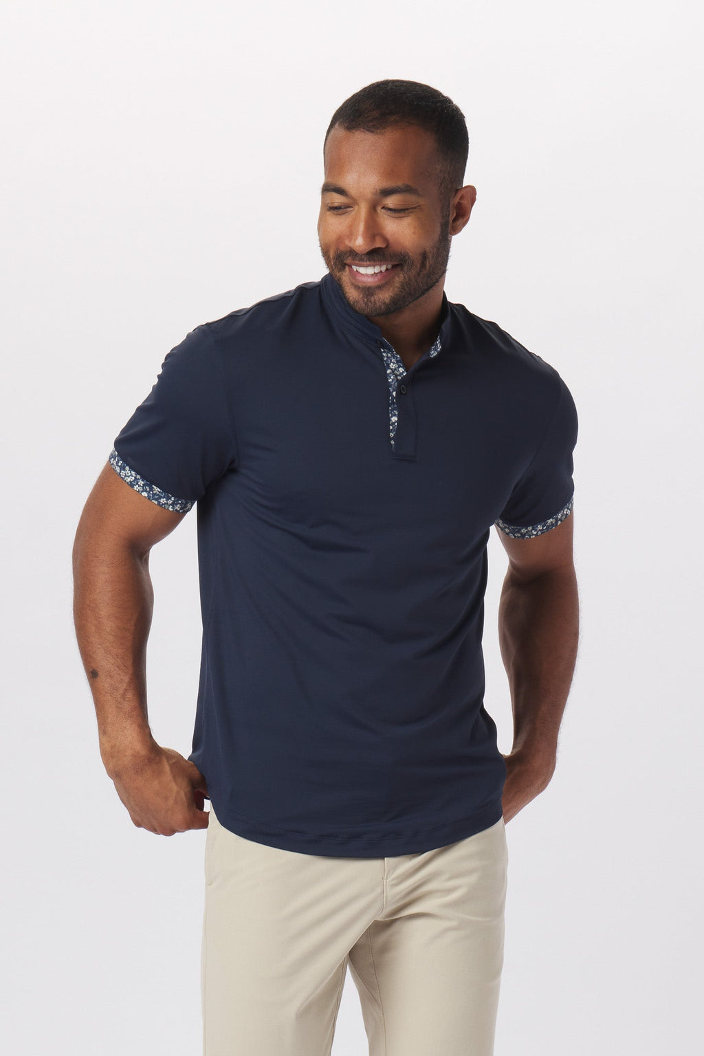 Catalyst Polo | Mantra Collar | Flora Contrast