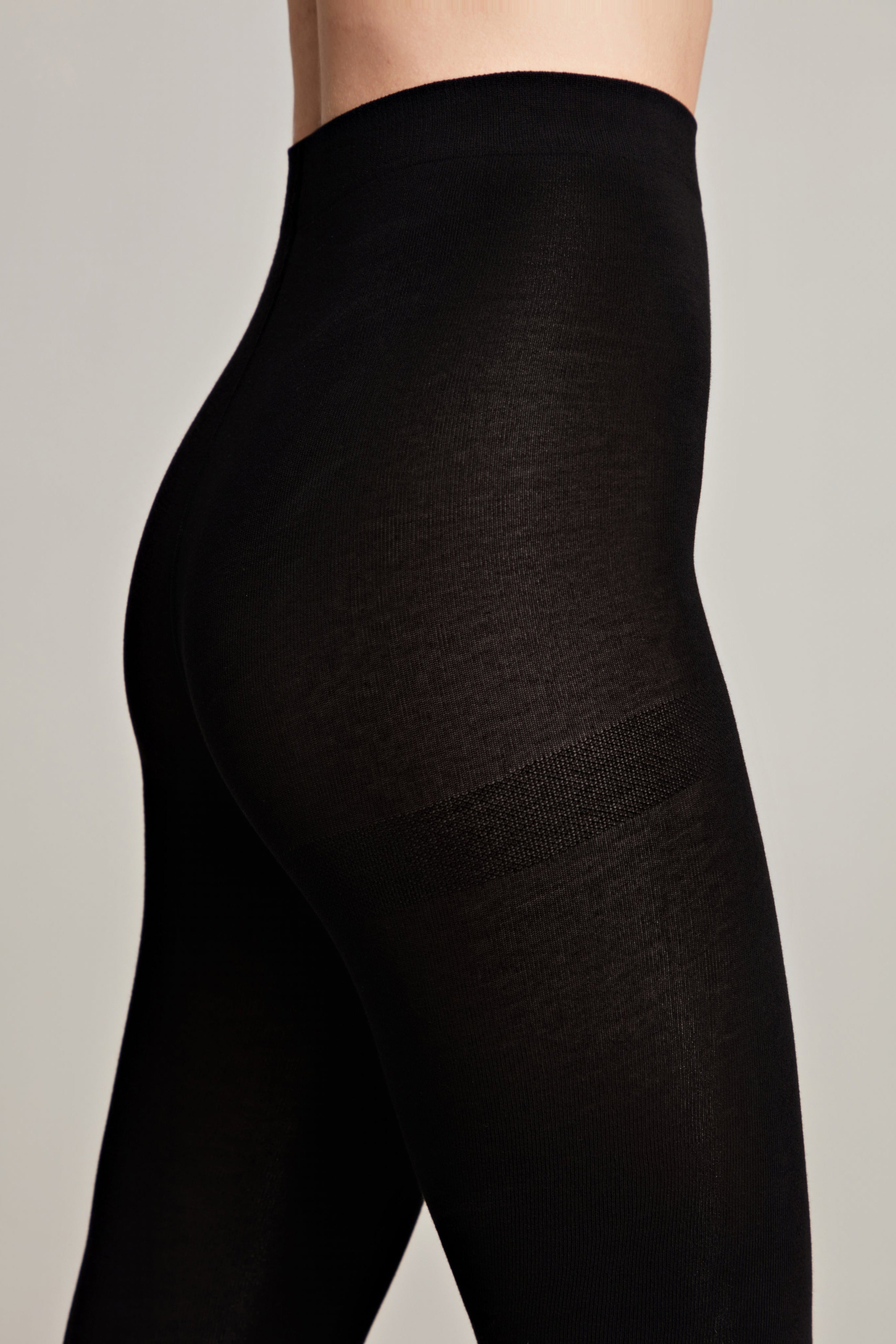 Conte Microcotton Tights 200 Den | Warm Opaque | Nero