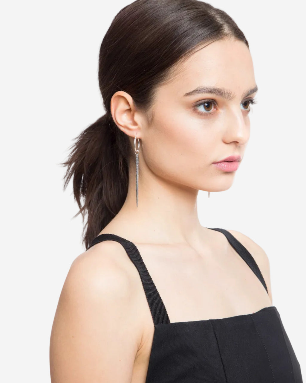 Carmen Shiny Needle Hoop Earrings