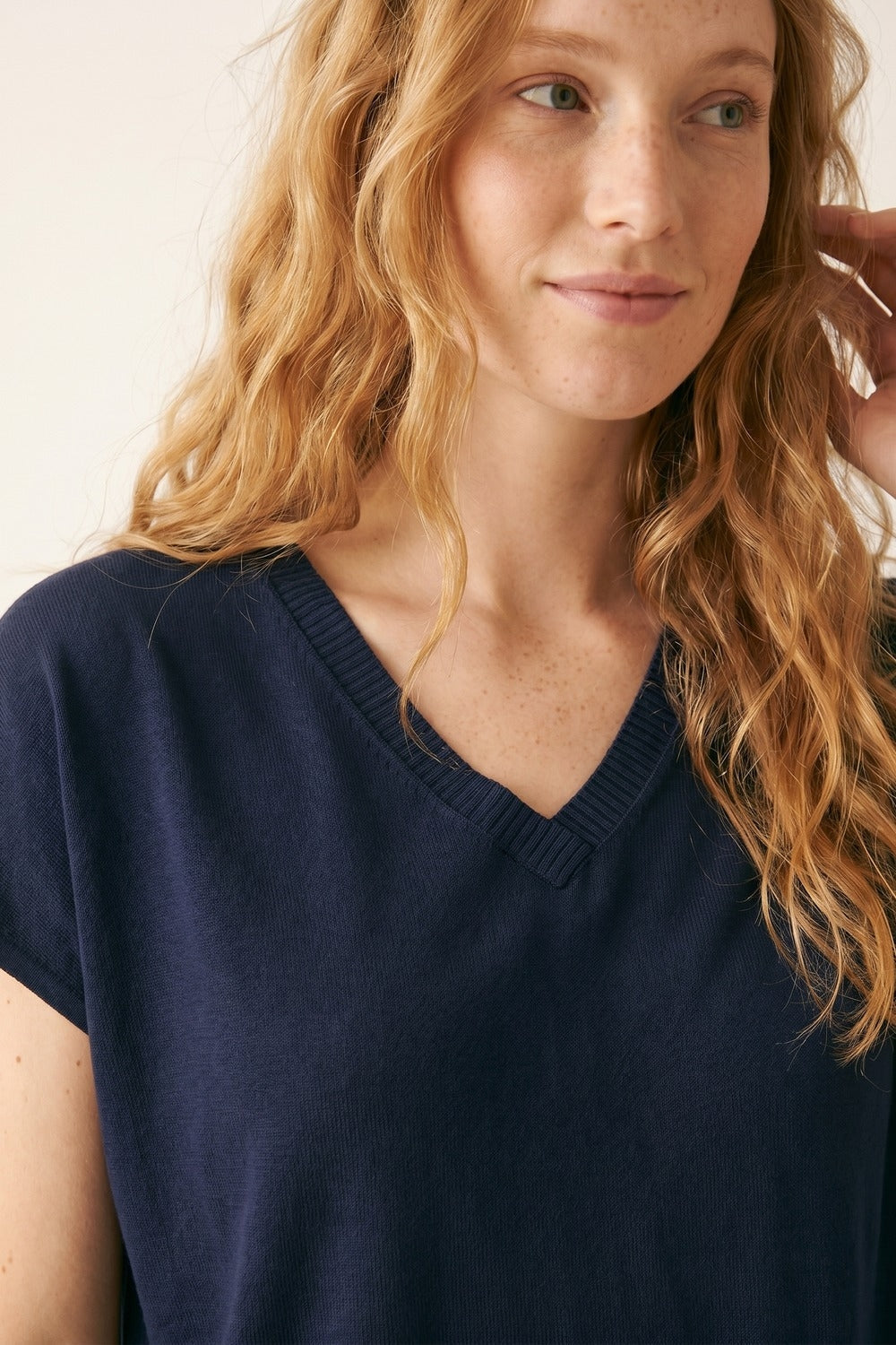 Navy V-Neck Short Sleeve Knitted Sweater