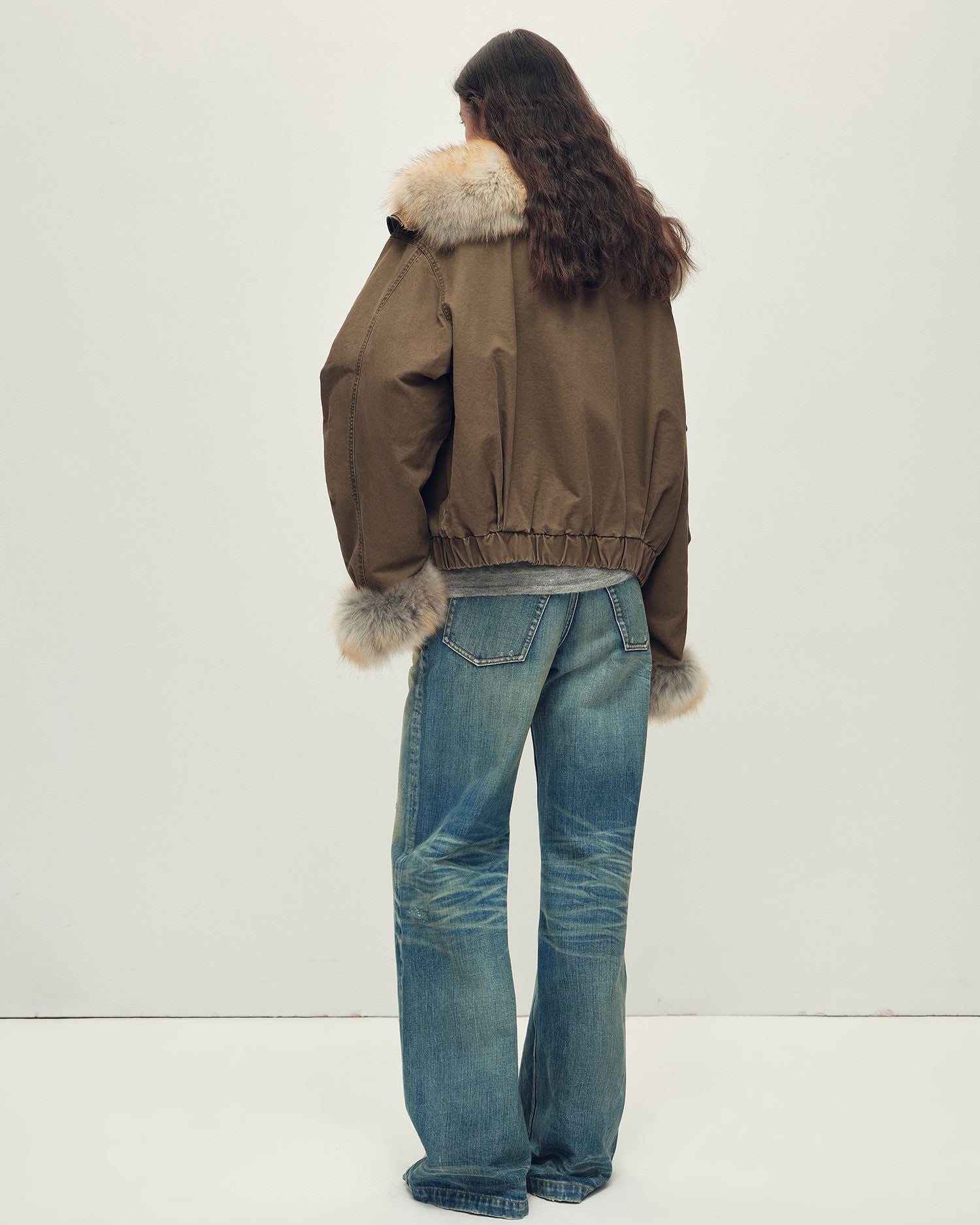 Cropped Fur Parka with Raccoon Fur Trim & Goose Down | Multi-Pocket Utility Style ‘Nordic Woods’
