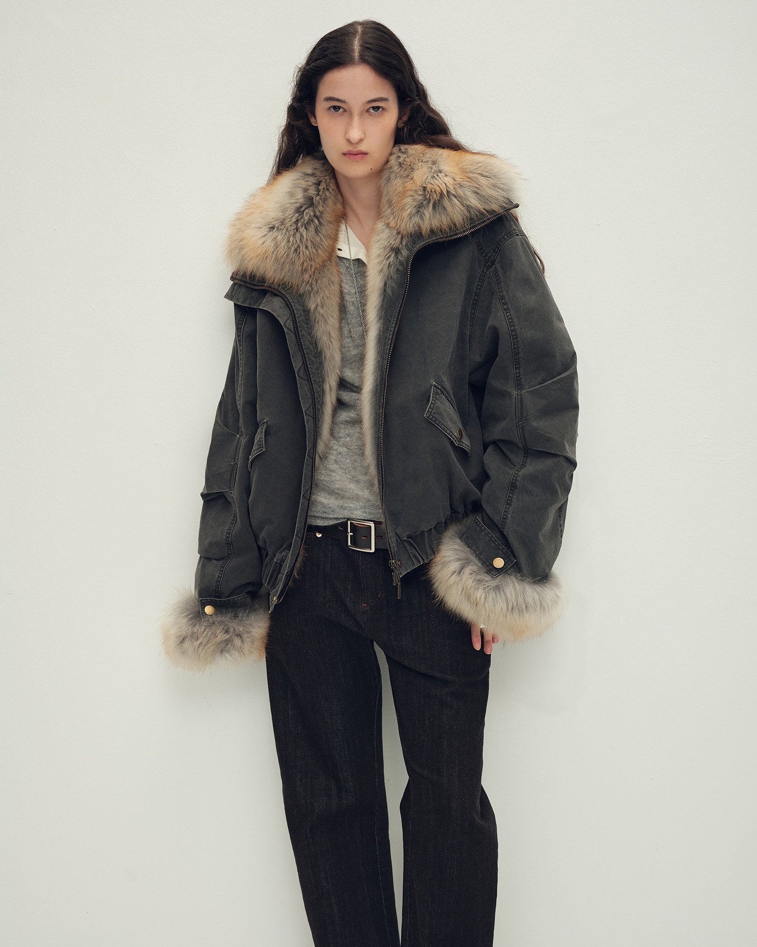 Cropped Fur Parka with Raccoon Fur Trim & Goose Down | Multi-Pocket Utility Style ‘Nordic Woods’