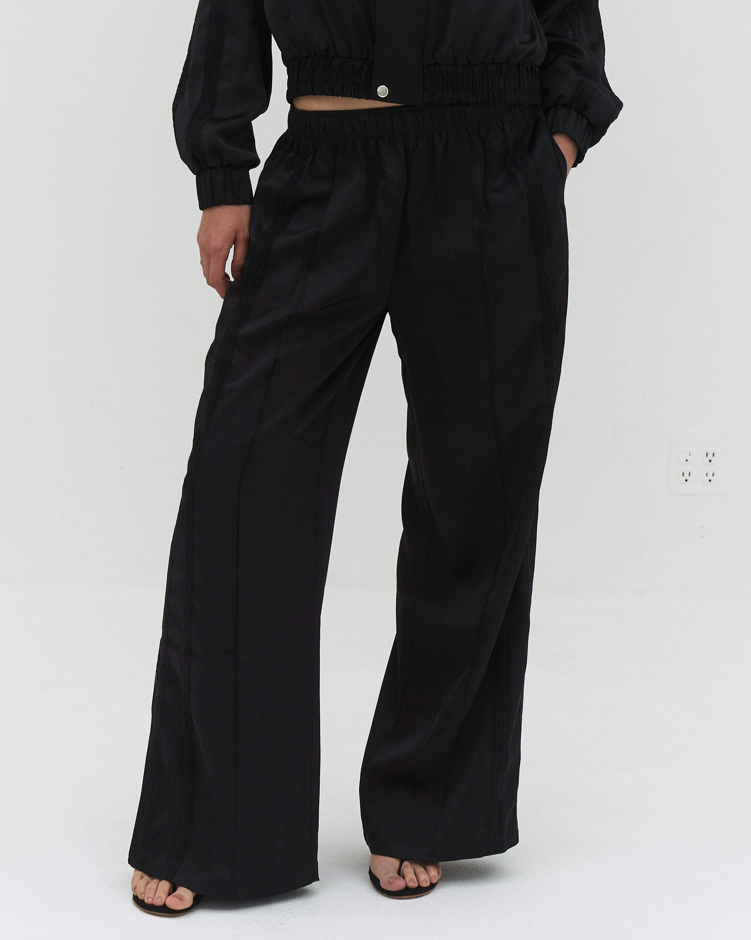 Leiseu Track Pants in Black