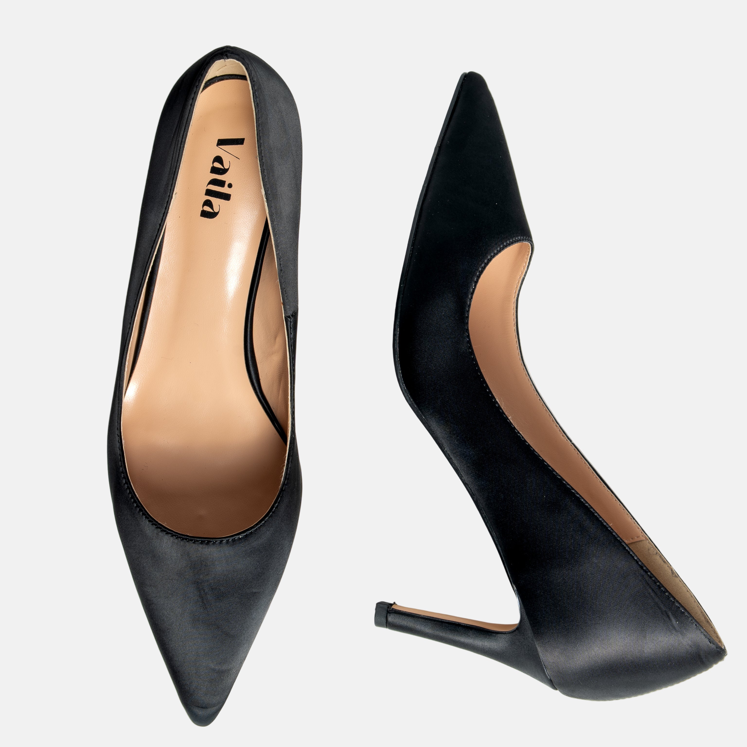 Capri Pumps Black