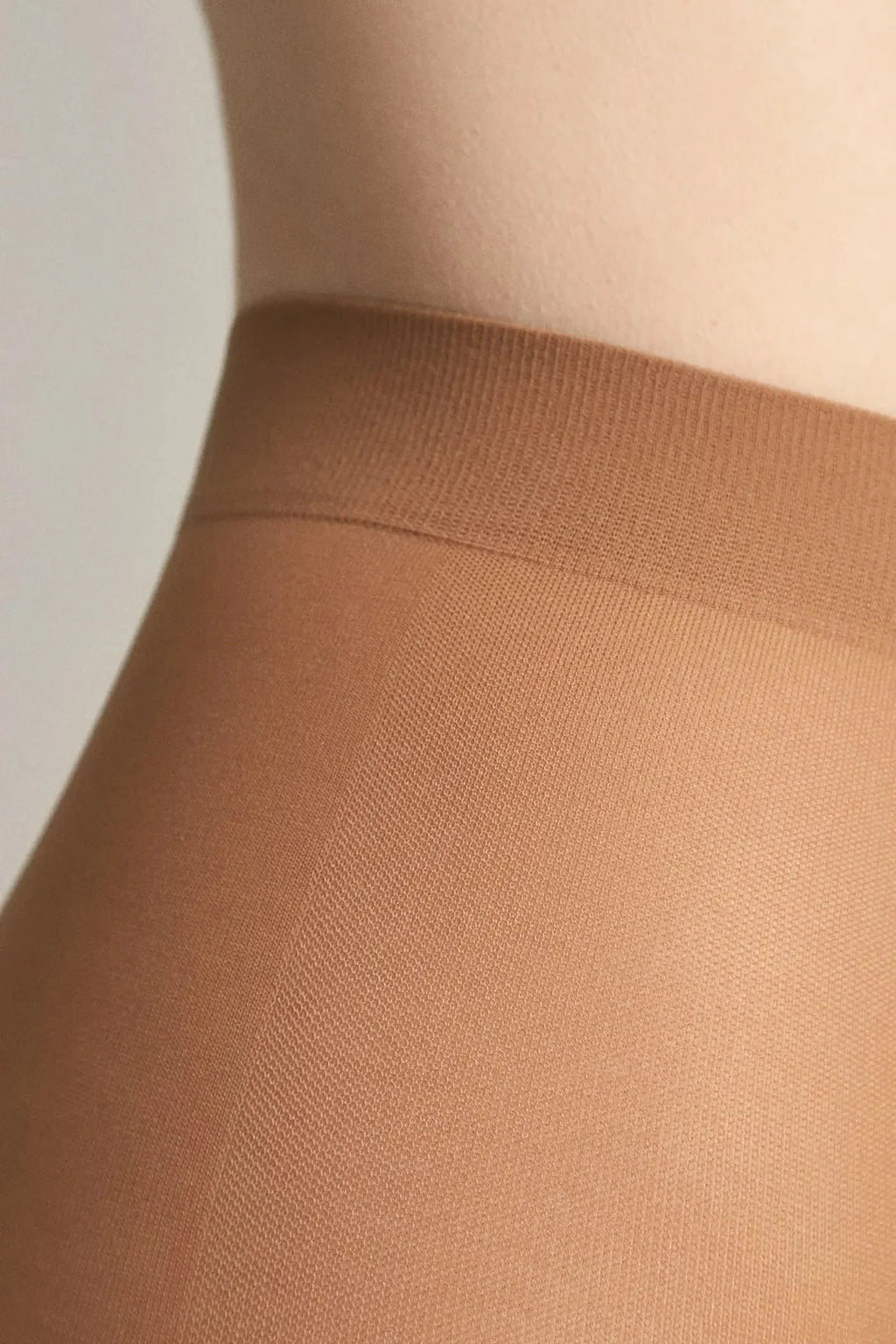 Tights Conte Balance 15 Den Push-Up Effect