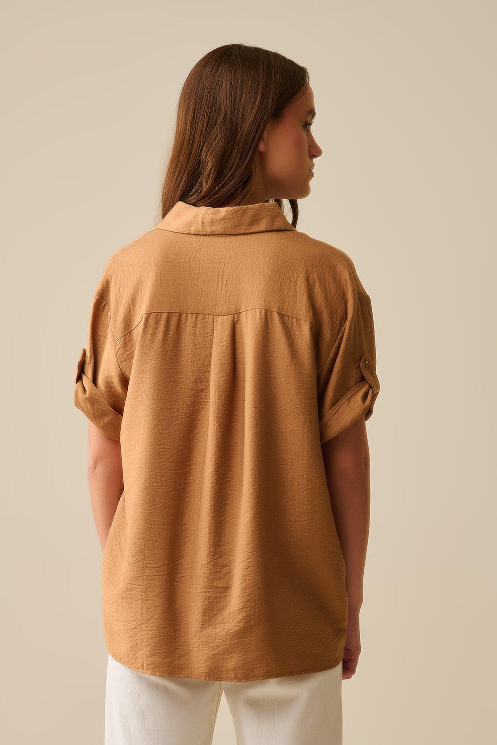 Relaxed Camel Short Sleeve Shirt with Gold Buttons