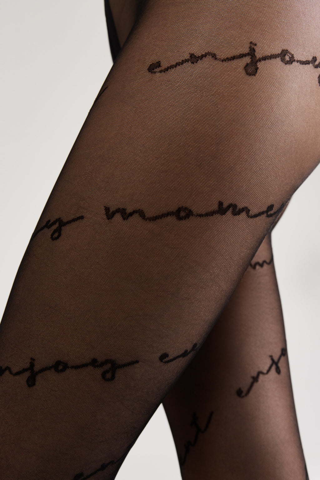 Fantasy Tights Conte Sentiment Diagonal Inscriptions