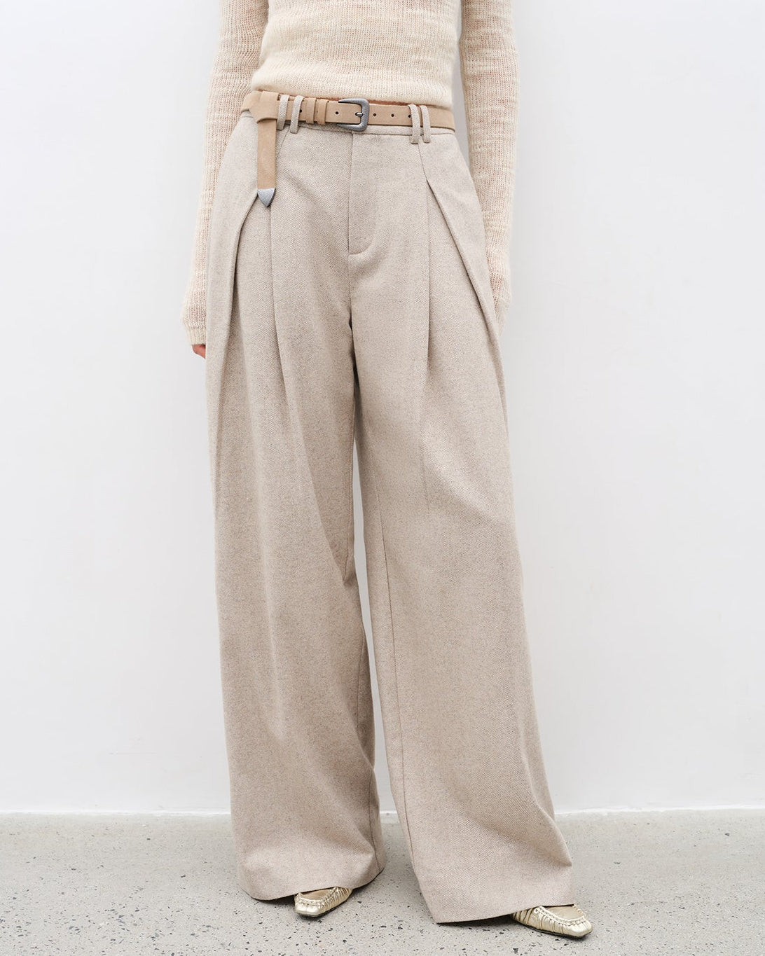 ‘City Stroll’ Relaxed Wool-Blend Double-Pleated Wide-Leg Trousers