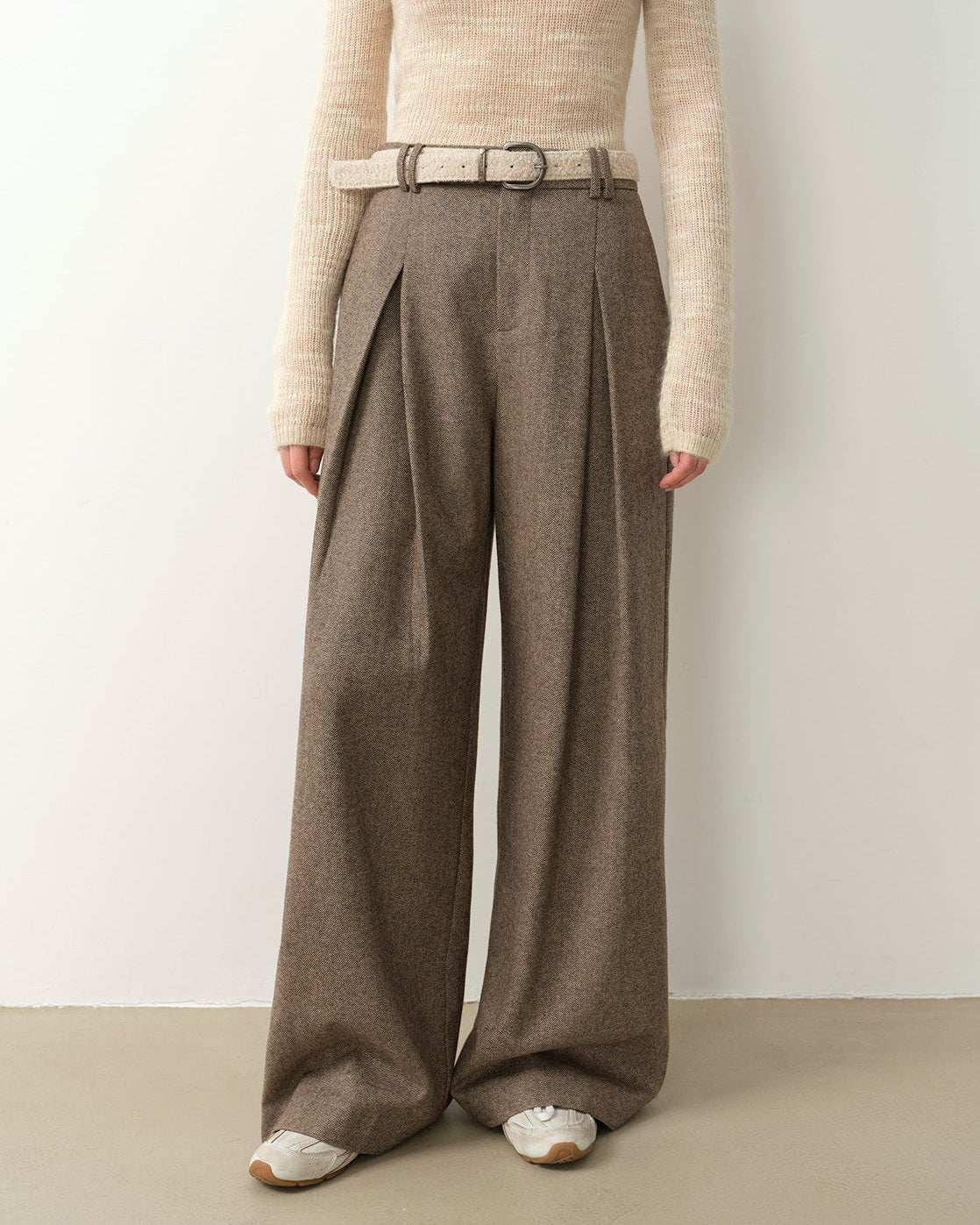 ‘City Stroll’ Relaxed Wool-Blend Double-Pleated Wide-Leg Trousers