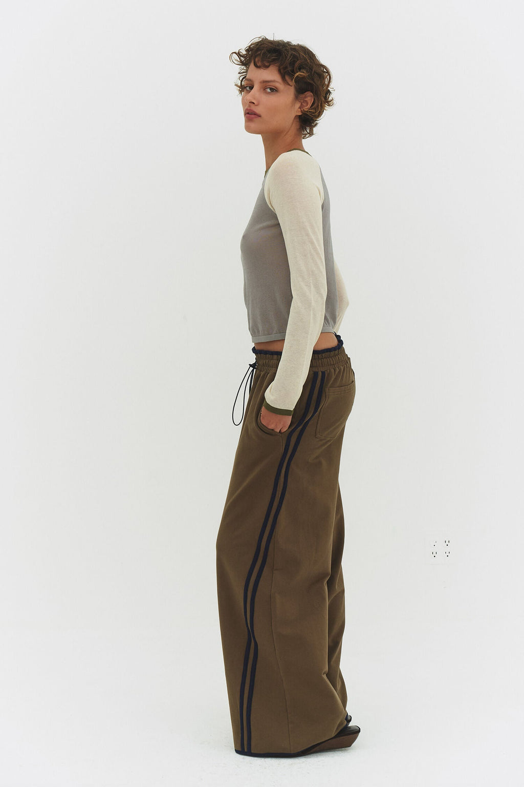 Mirinae Raglan Top In Matcha Mel