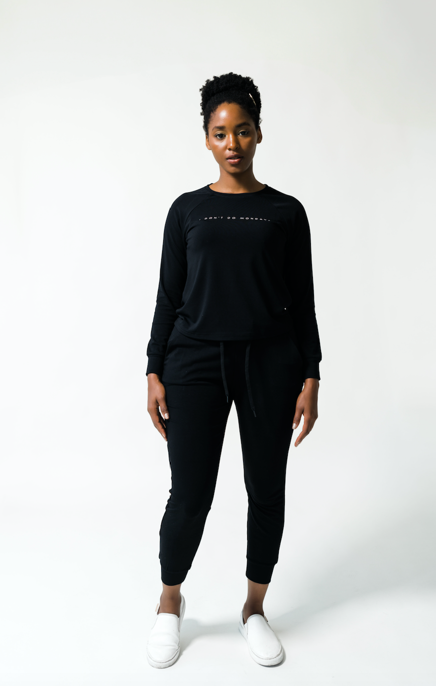 Women's The Ease Pullover | Black