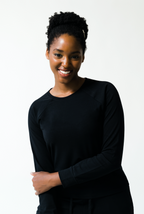 Women's The Ease Pullover | Black