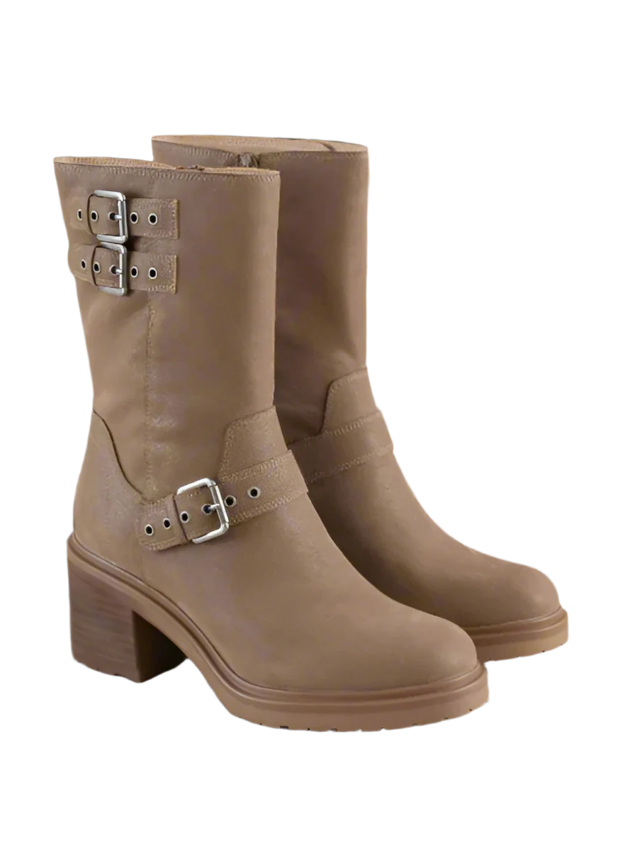 Rider Boots with Buckles in Taupe