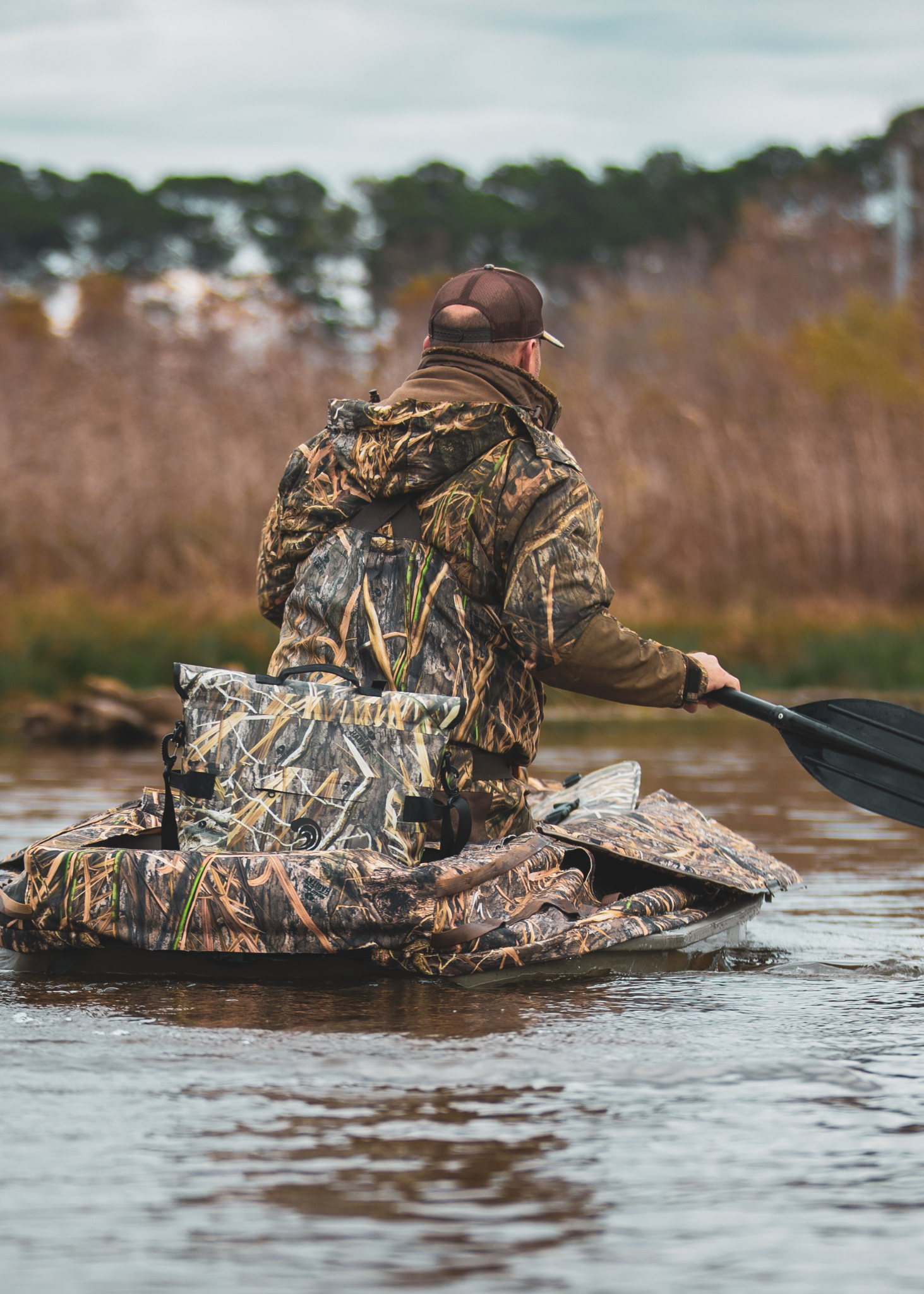 Mossy Oak Auto-Sealing Waterproof Floating Scent Proof Day-Pack Cooler